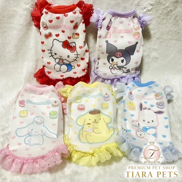 ハンドメイド犬服・キュート苺と テディベア 柄メッシュギャザーたっぷりワンピース オッティ Otty サンリオキャラクターズコラボ(5キャラ) ・フリル付き