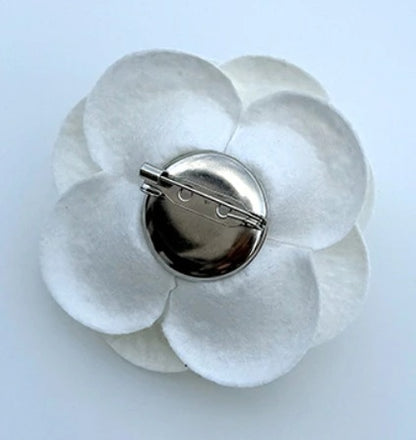 パリエロ PARIERO★受注限定★Camellia brooch【小型犬 犬用 アクセサリー ブローチ コサージュ セレブ】