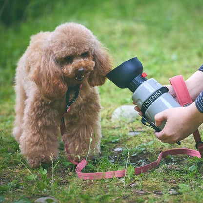 アイドッグ iDog TREKNINE FOLDABLE PET WATER BOTTLE 折りたたみ式給水ボトル トレックナイン アイドッグ[17648]【犬 食器 ダイニンググッズ フードボウル】