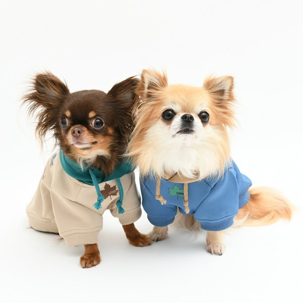 ロゴス LOGOS パッチ風デザインパーカー【犬服 ドッグウエア ウエア トップス パーカー フーディ スウェット トレーナー カジュアル】